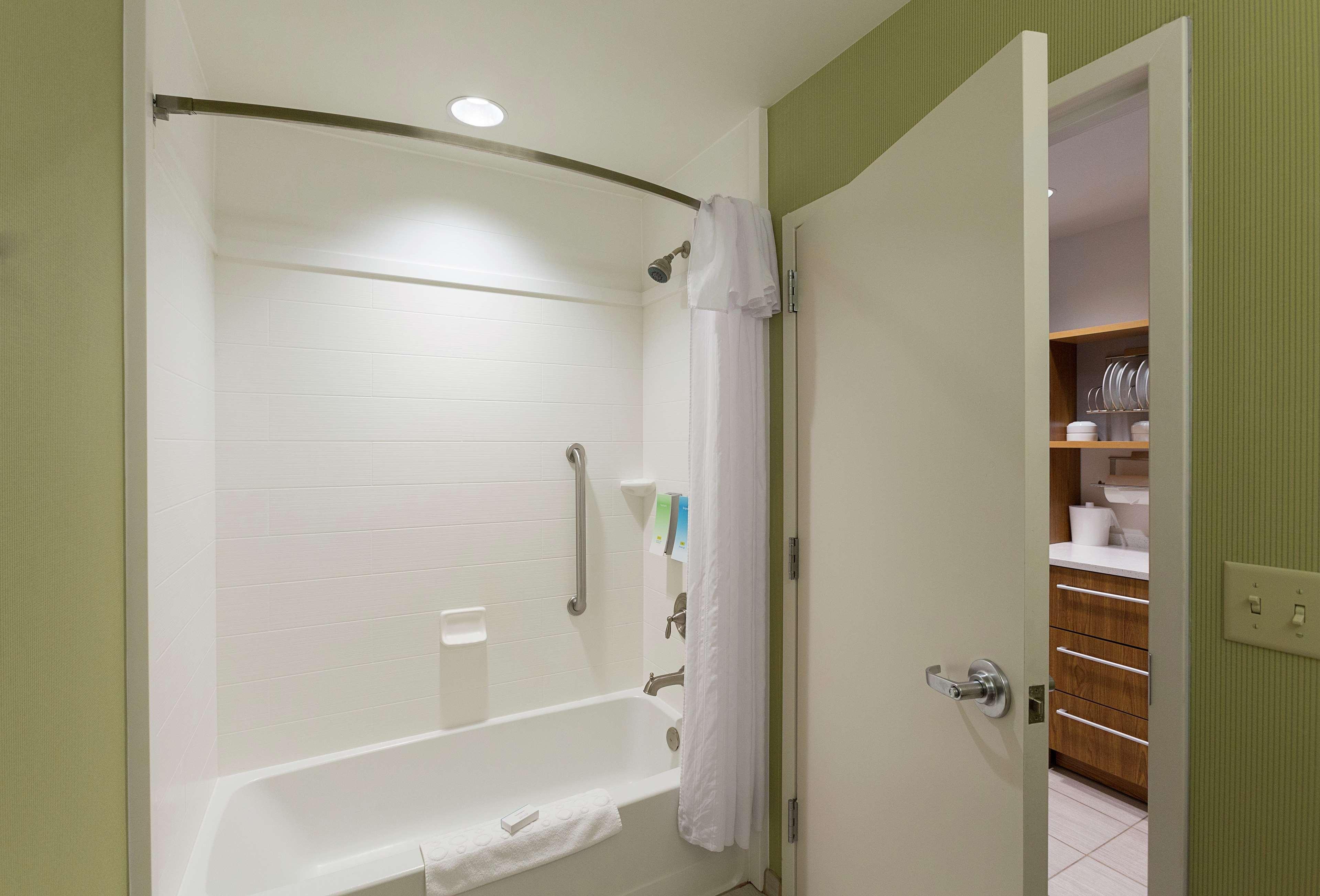 Home2 Suites By Hilton Greenville Airport Eksteriør billede